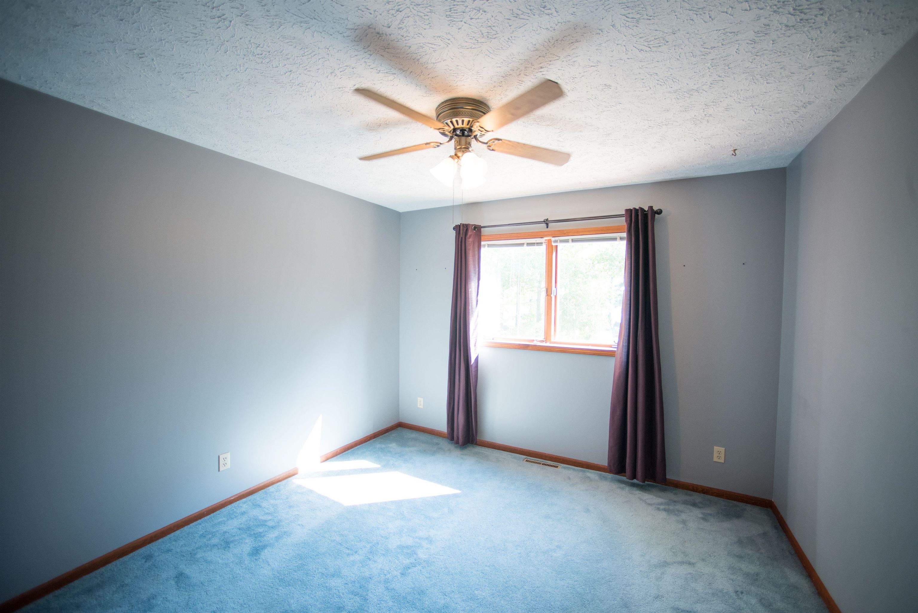 363 Bass Lake Road Traverse City, MI 49685 - Photo 20 of 28 1915460-19.JPG