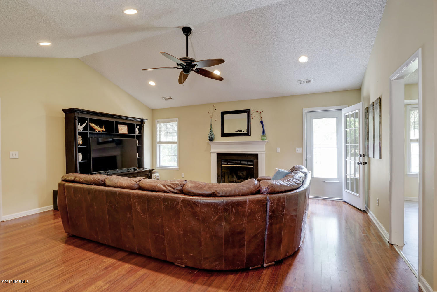 1203 Maple Ridge Road Wilmington, NC 28411 - Photo 4 of 29 1203 Maple Ridge Rd Wilmington-large-004