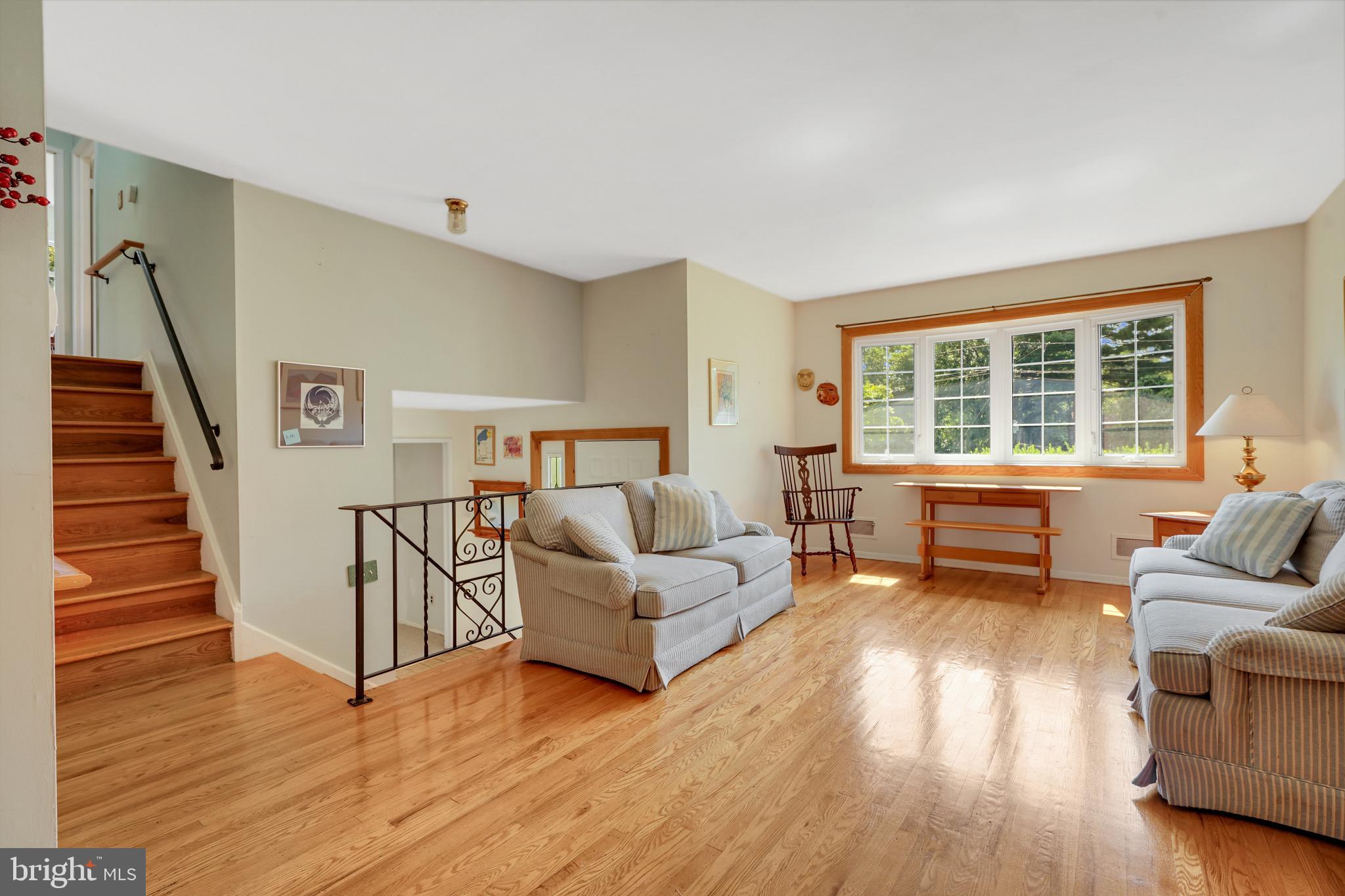 15 Bittersweet Road Trenton, NJ 08638 - Photo 5 of 36 Gallery Image 5