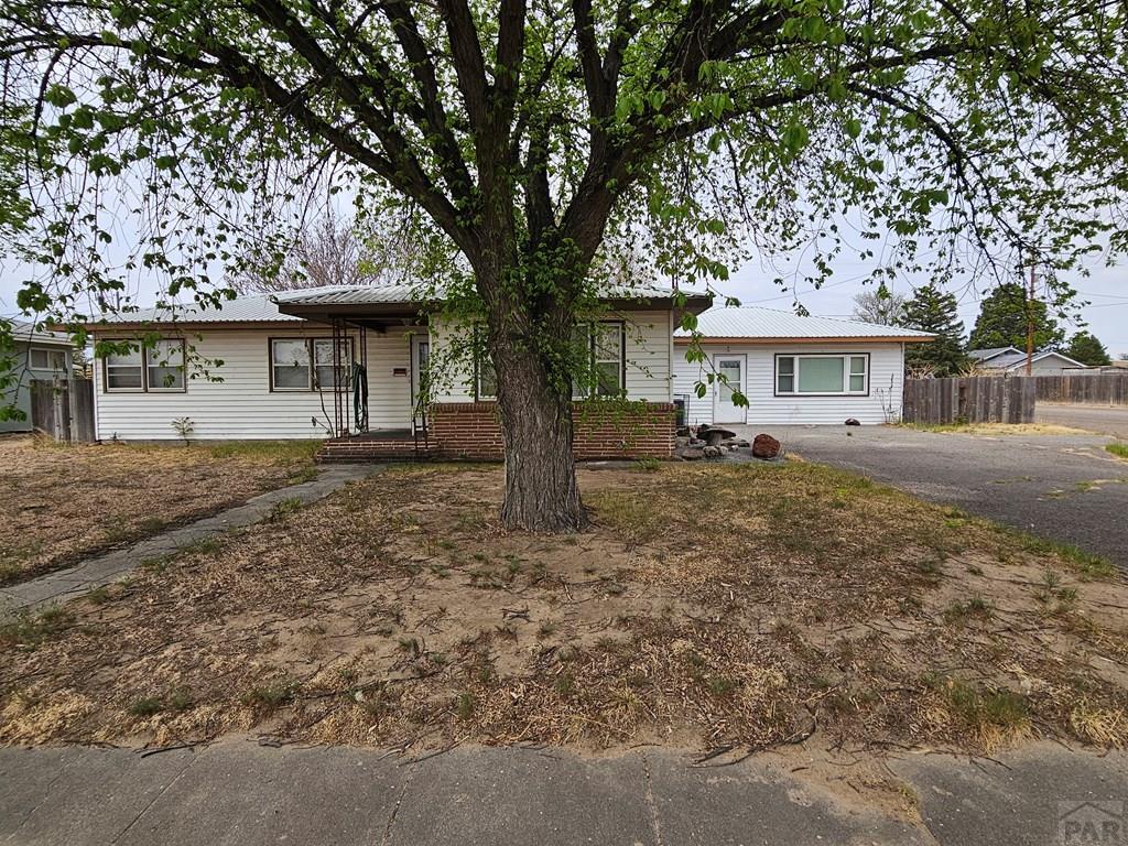 900 Rittgers Street Eads, CO 81036 - Photo 1 of 31 a front view of a house with a garden