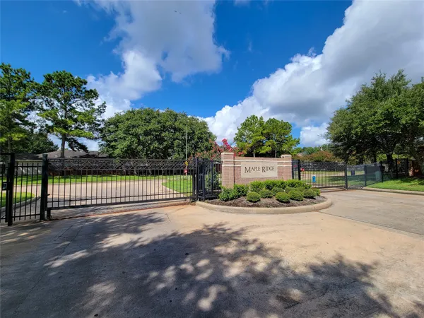 $2,200 | 15607 Tarpon Springs Court, Houston, TX 77095