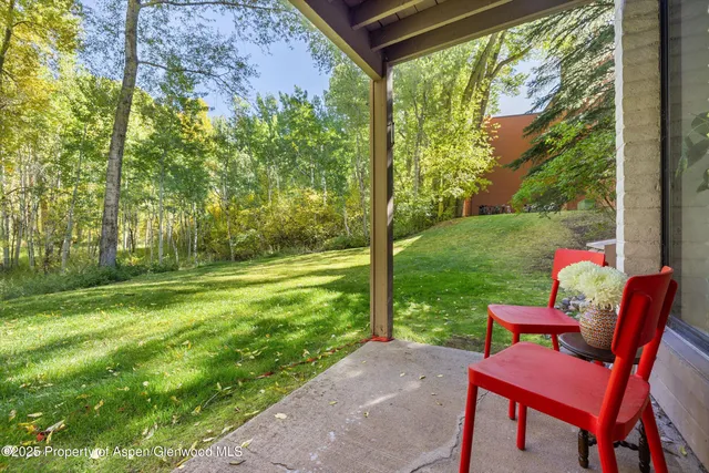 $2,200,000 | 416 Vine Street, Unit 416, Aspen, CO 81611