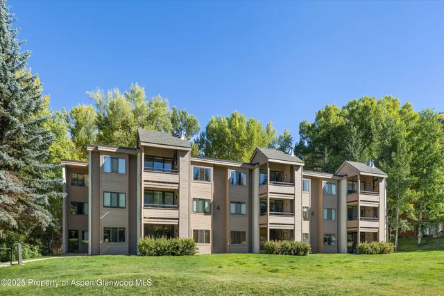$2,200,000 | 416 Vine Street, Unit 416, Aspen, CO 81611