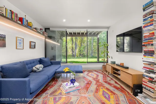 $2,200,000 | 416 Vine Street, Unit 416, Aspen, CO 81611