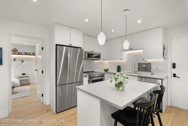 $2,200,000 | 416 Vine Street, Unit 416, Aspen, CO 81611