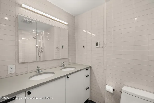 $2,200,000 | 416 Vine Street, Unit 416, Aspen, CO 81611