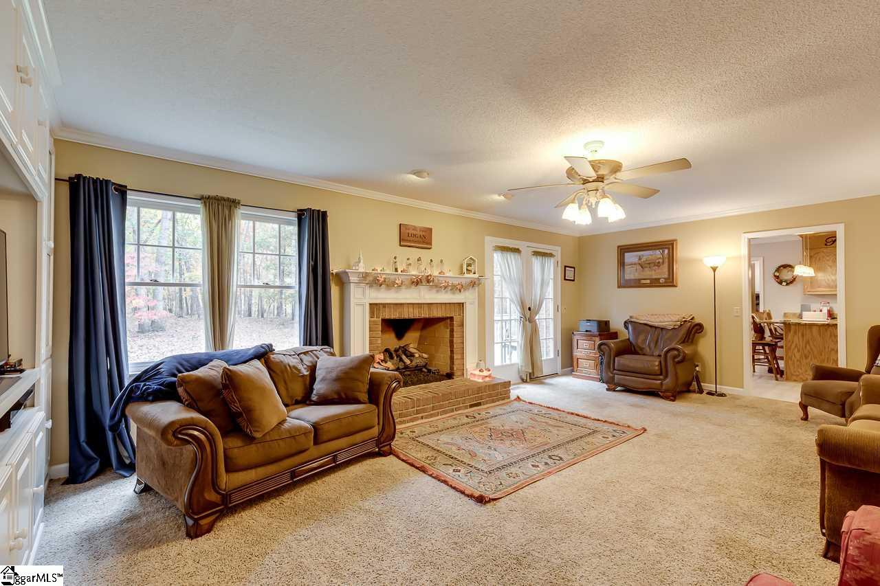 159 Mossie Smith Road Easley, SC 29642 - Photo 12 of 36 Gallery Image 12