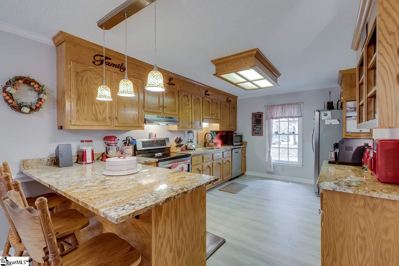 159 Mossie Smith Road Easley, SC 29642 - Photo 16 of 36 Gallery Image 16