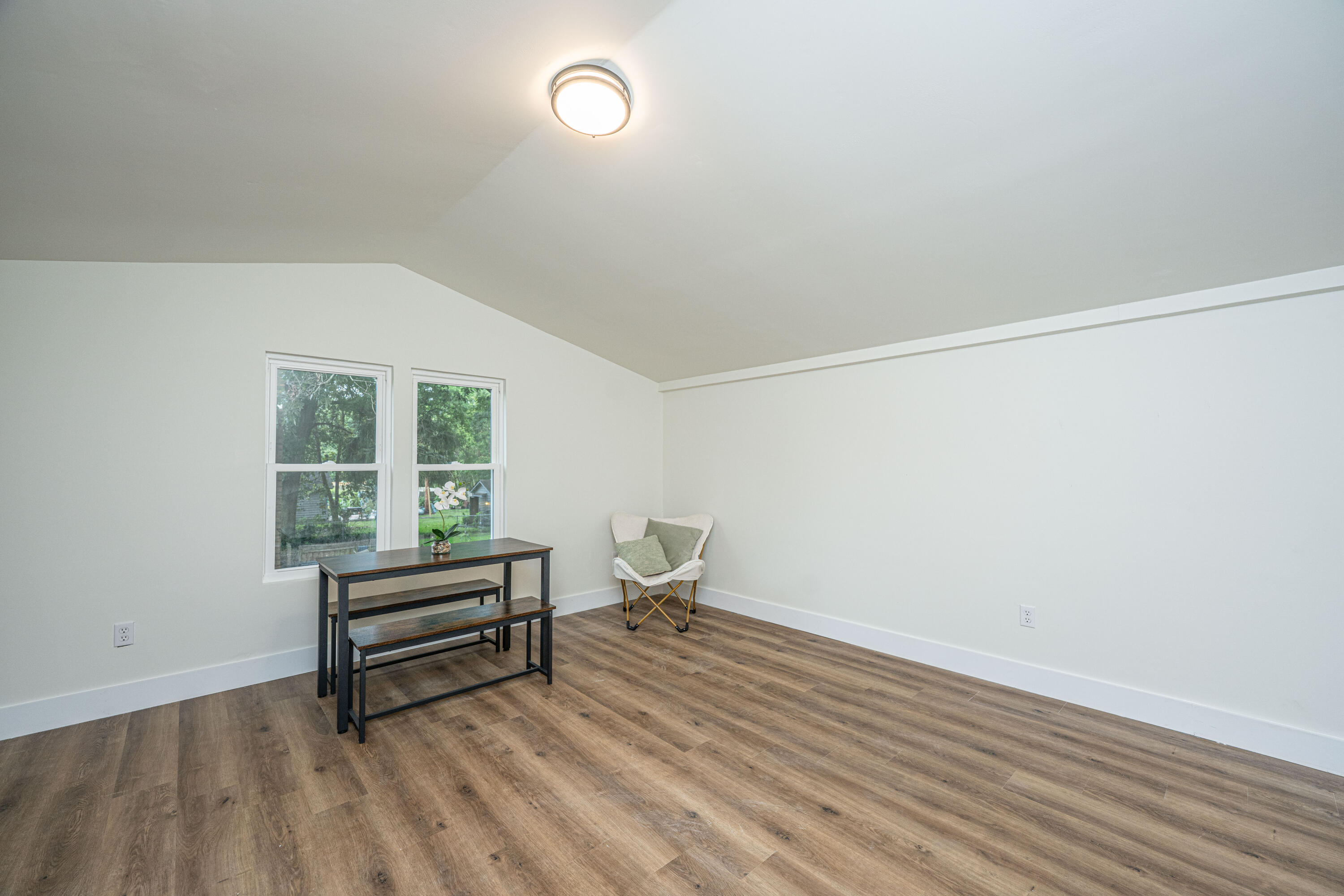 105 Glebe Road Summerville, SC 29485 - Photo 25 of 37 105GlebeRd031