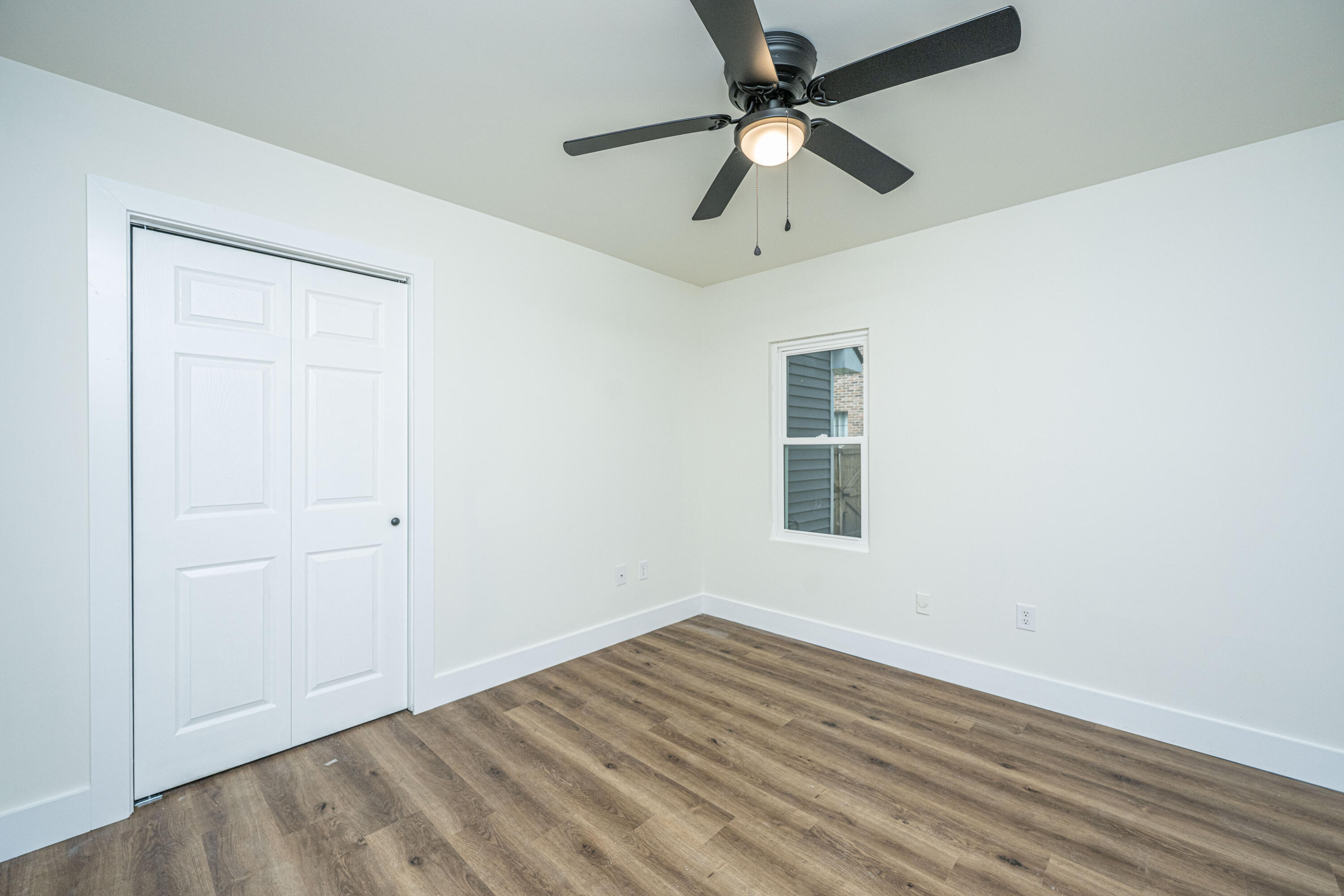 105 Glebe Road Summerville, SC 29485 - Photo 32 of 37 105GlebeRd029