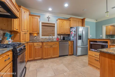 $329,000 | 151 Suzanne Dejean Drive, Opelousas, LA 70570