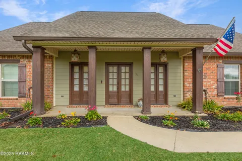 $329,000 | 151 Suzanne Dejean Drive, Opelousas, LA 70570