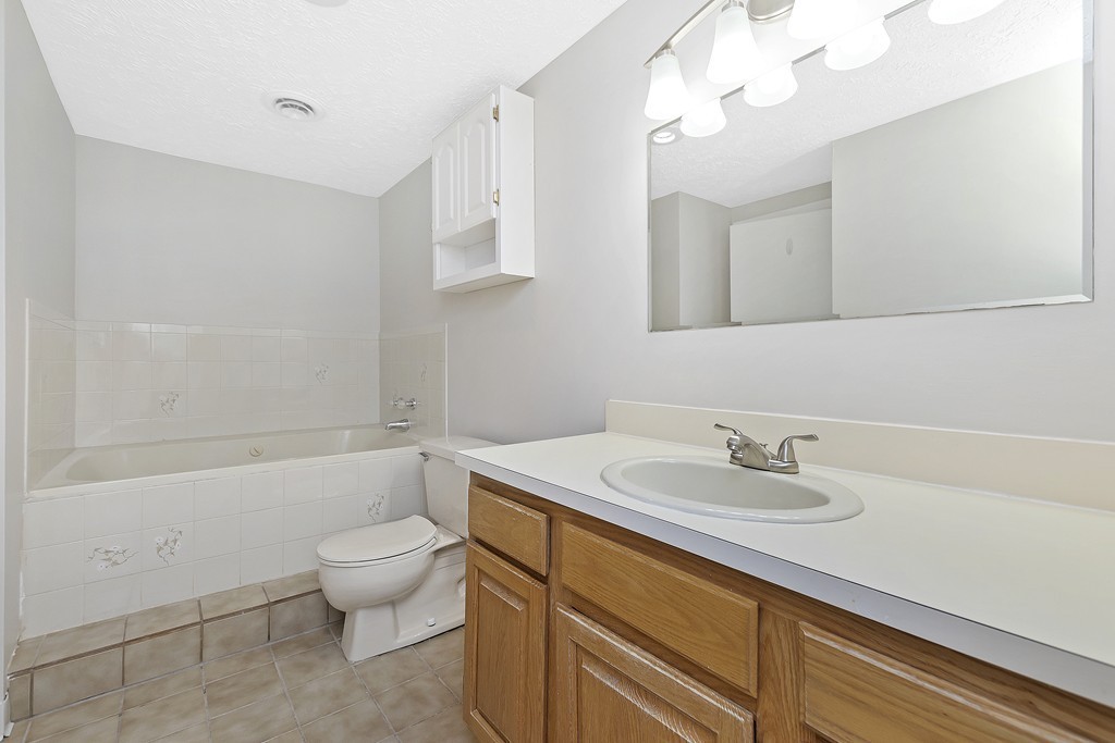 23 East Bluff Road, Unit 37B Ashland, MA 01721 - Photo 13 of 25 Gallery Image 13