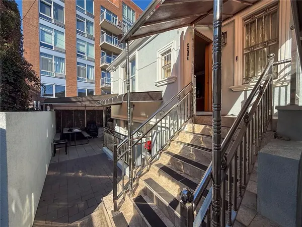 $750,000 | 59 B Ide Court | Brighton Beach