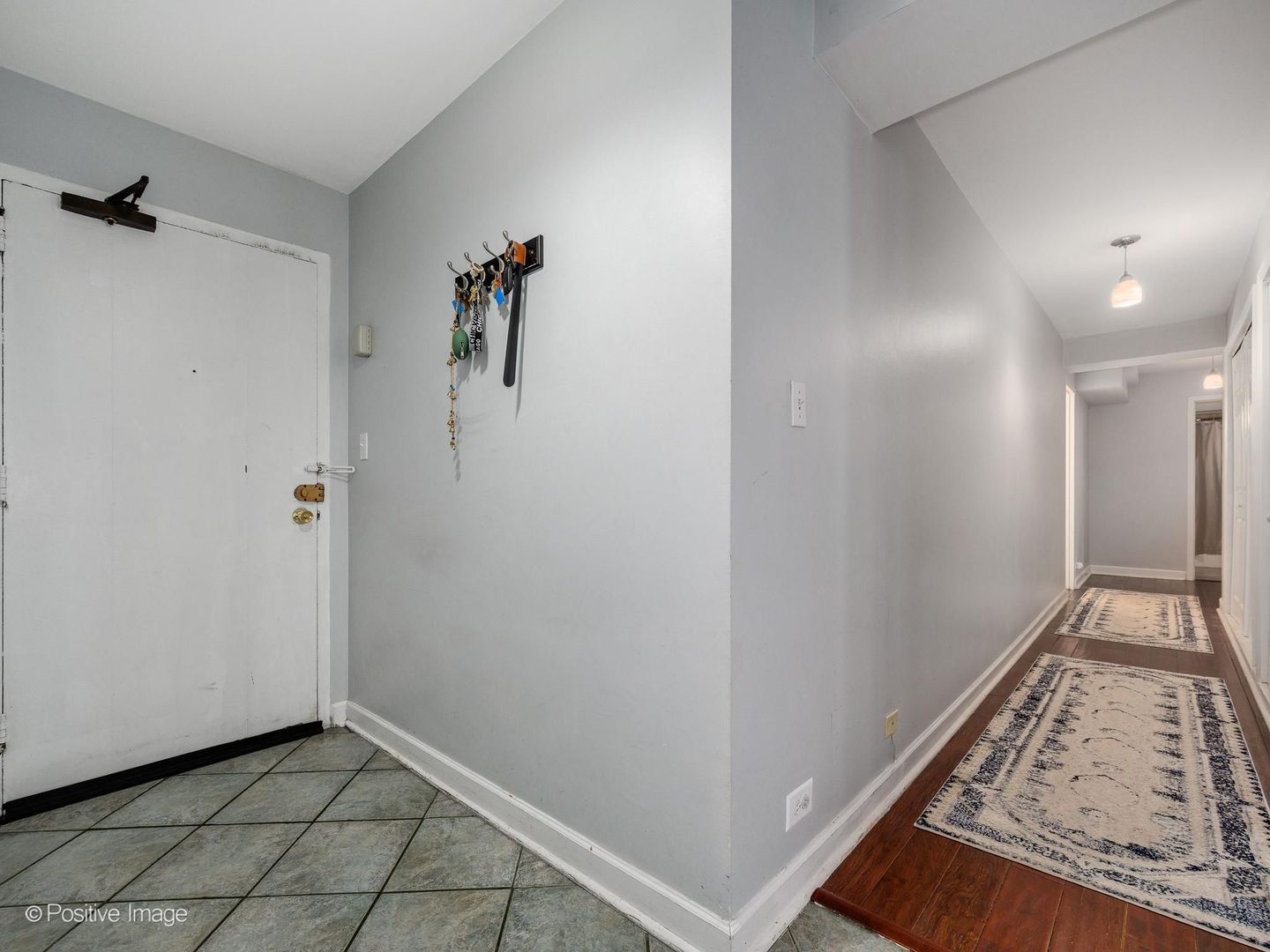 5801 North Sheridan Road, Unit 16B Chicago, IL 60660 - Photo 3 of 23