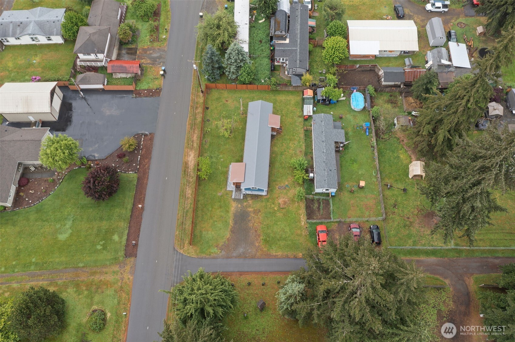 18011 Jordan Street Southwest Rochester, WA 98579 - Photo 3 of 29