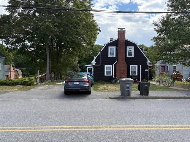 $295,000 | 213 Woodland Avenue, Gardner, MA 01440