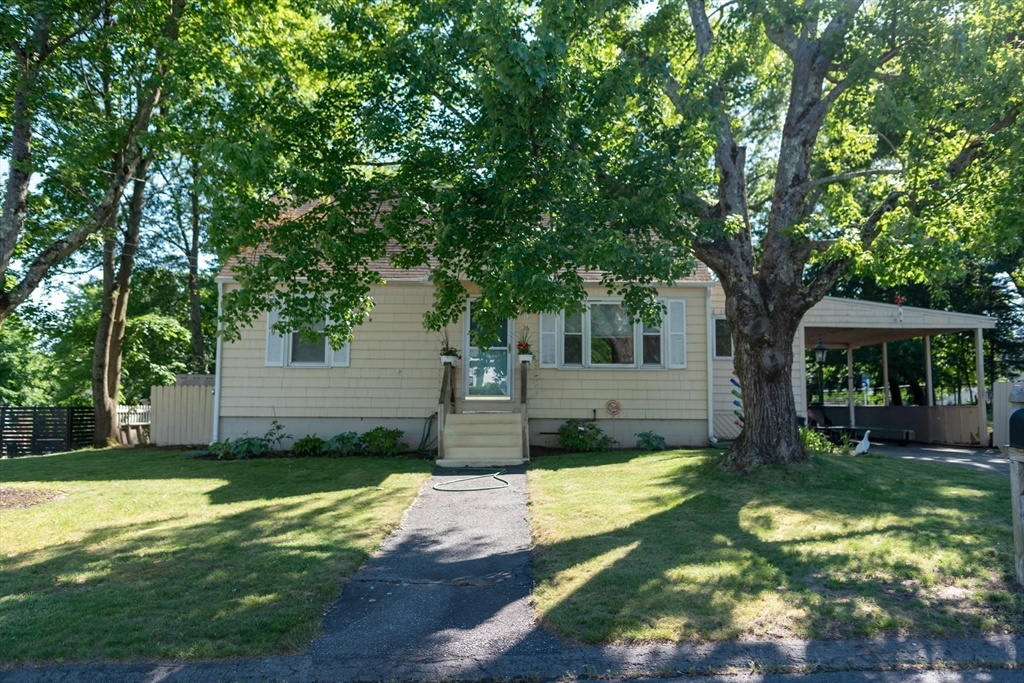 26 Sunset Road Dracut, MA 01826 - Photo 2 of 37