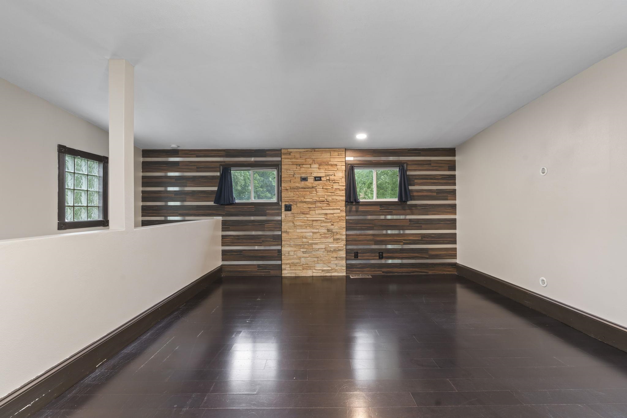 126 Beach Edgerton, WI 53534 - Photo 5 of 32