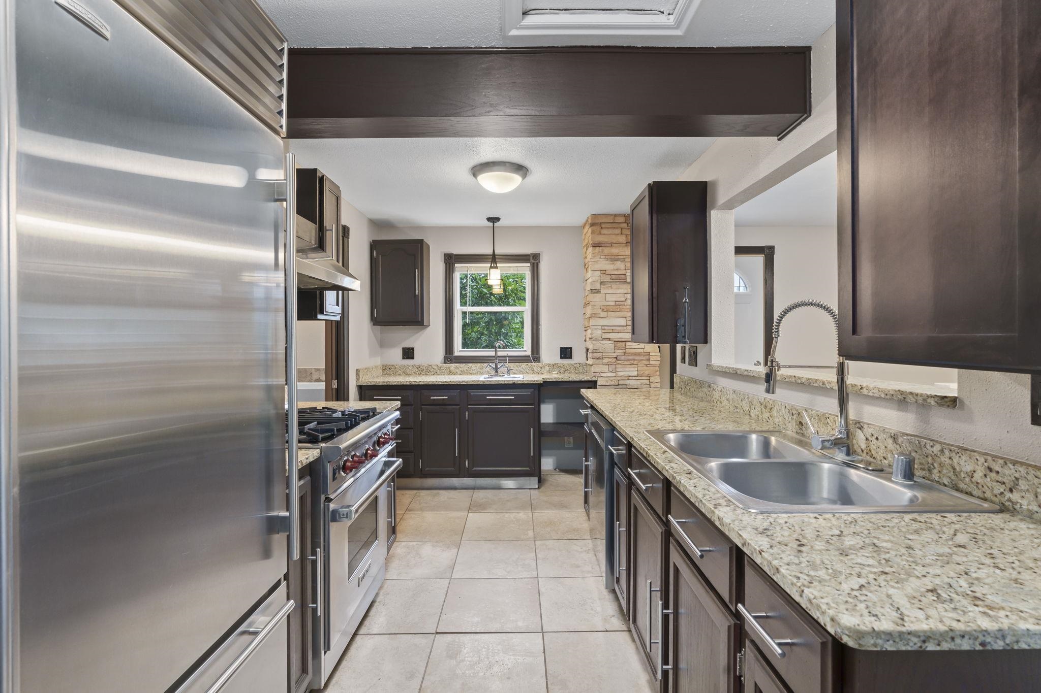 126 Beach Edgerton, WI 53534 - Photo 9 of 32