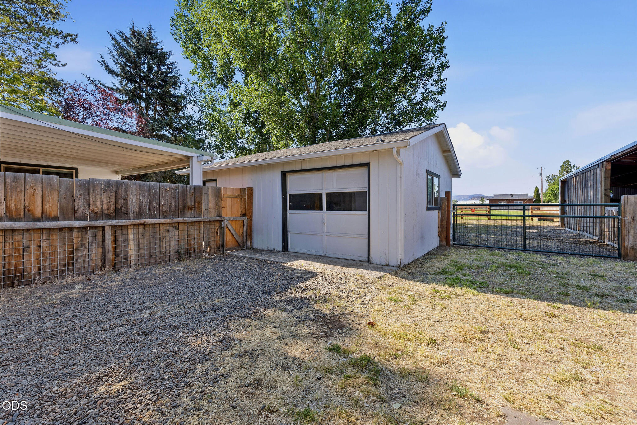 524 Martingale Road Prineville, OR 97754 - Photo 21 of 32