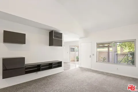 $639,000 | 24817 Sand Wedge Lane, Valencia, CA 91355