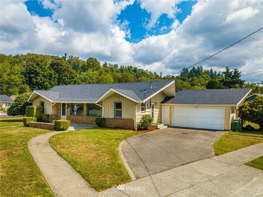 3101 Southeast 5th Street Renton, WA 98058 - Photo 1 of 18