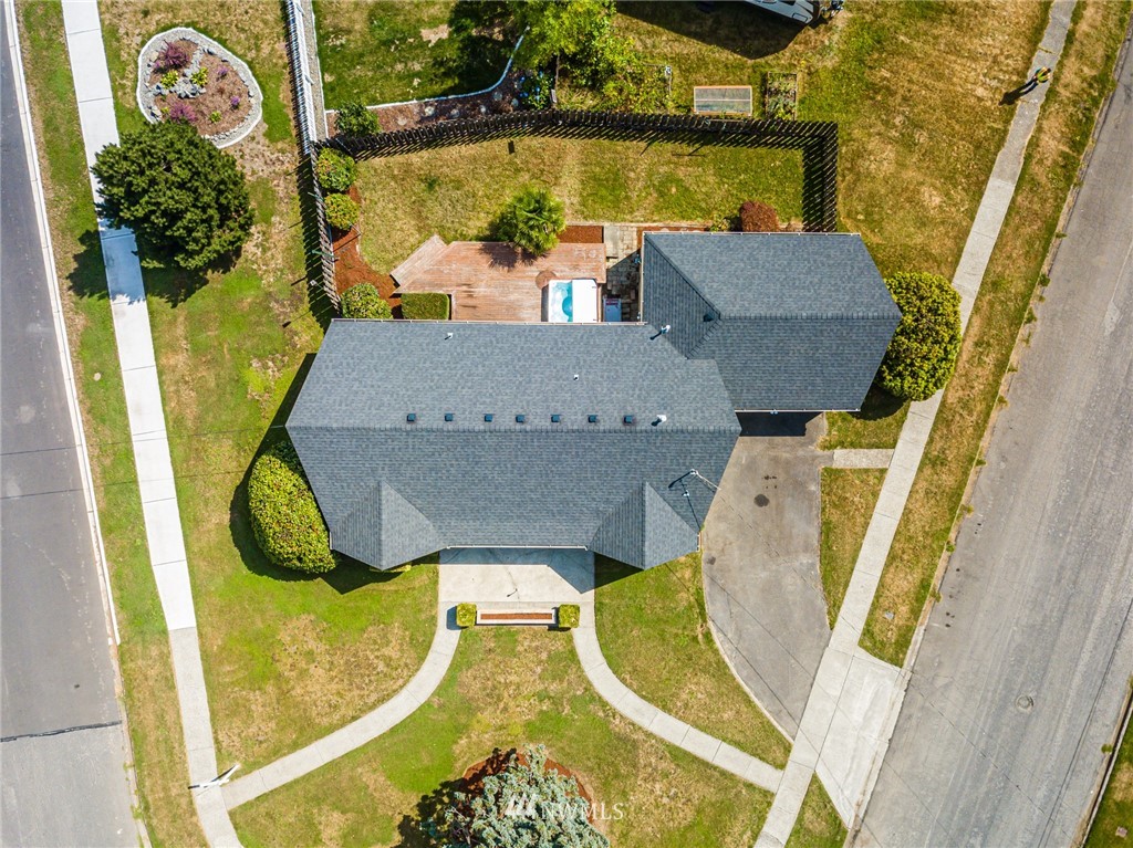 3101 Southeast 5th Street Renton, WA 98058 - Photo 3 of 18