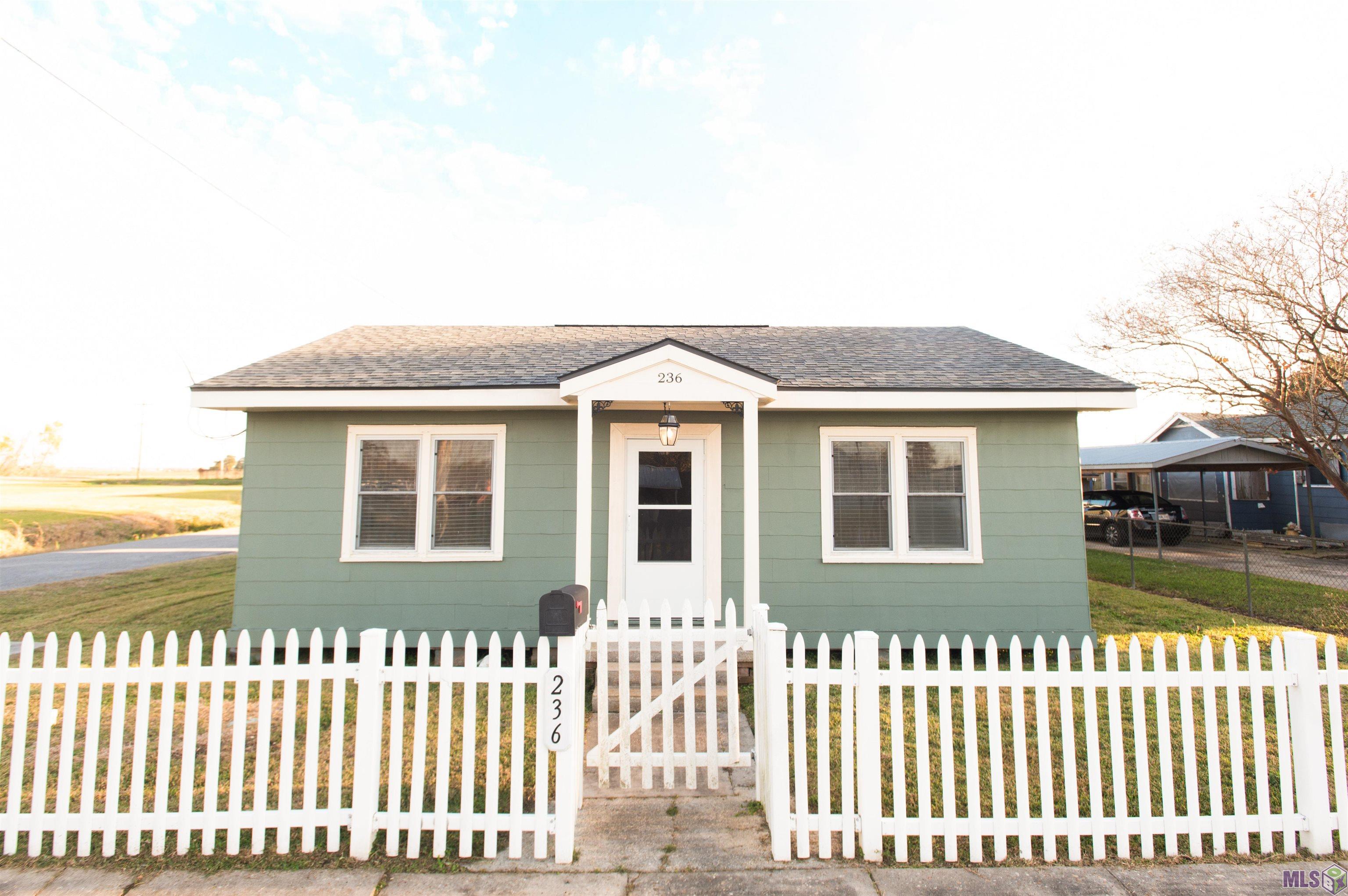 236 East Lerille Street Lockport, LA 70374 - Photo 1 of 26