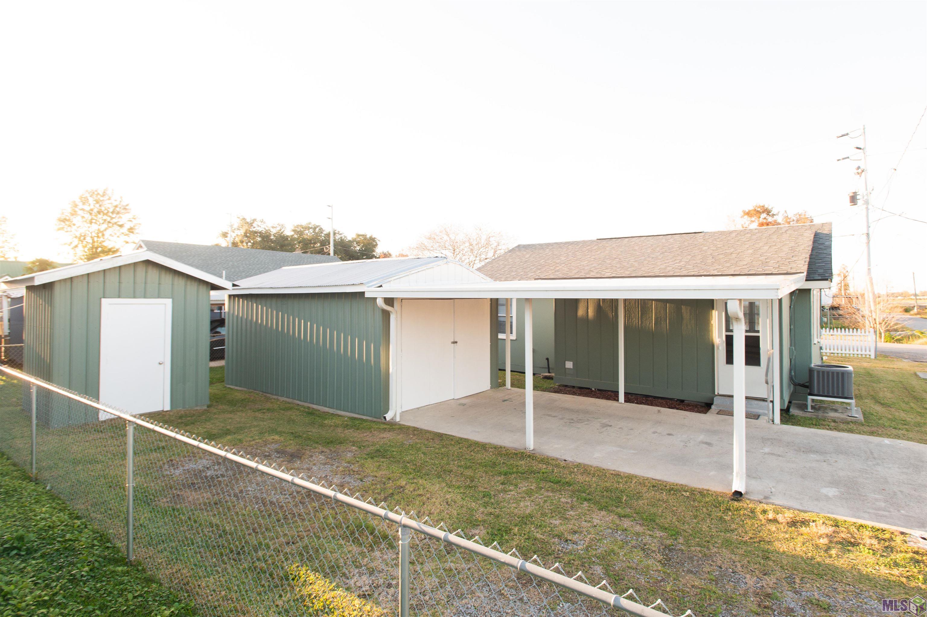 236 East Lerille Street Lockport, LA 70374 - Photo 4 of 26