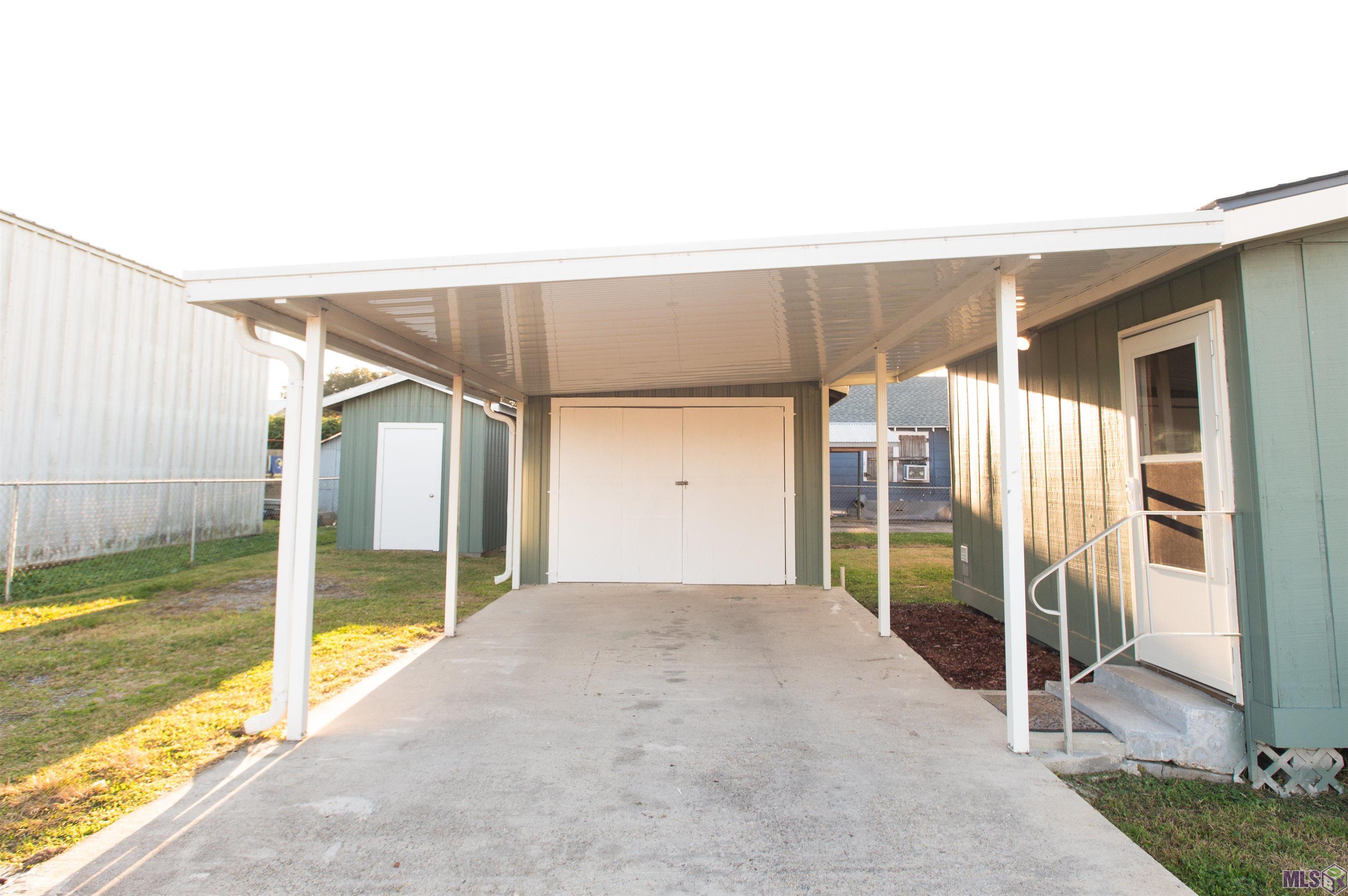 236 East Lerille Street Lockport, LA 70374 - Photo 5 of 26