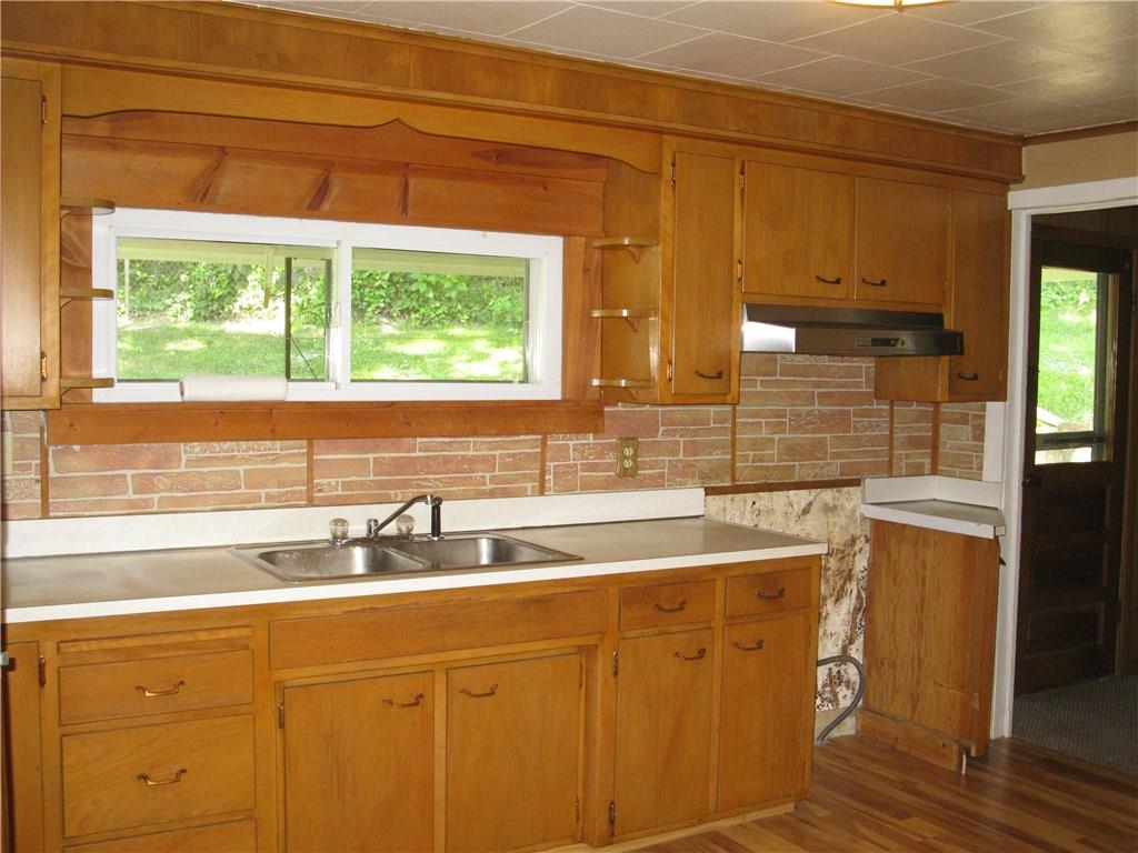 206 Kissinger Road Smithfield, PA 15478 - Photo 10 of 25 Gallery Image 10