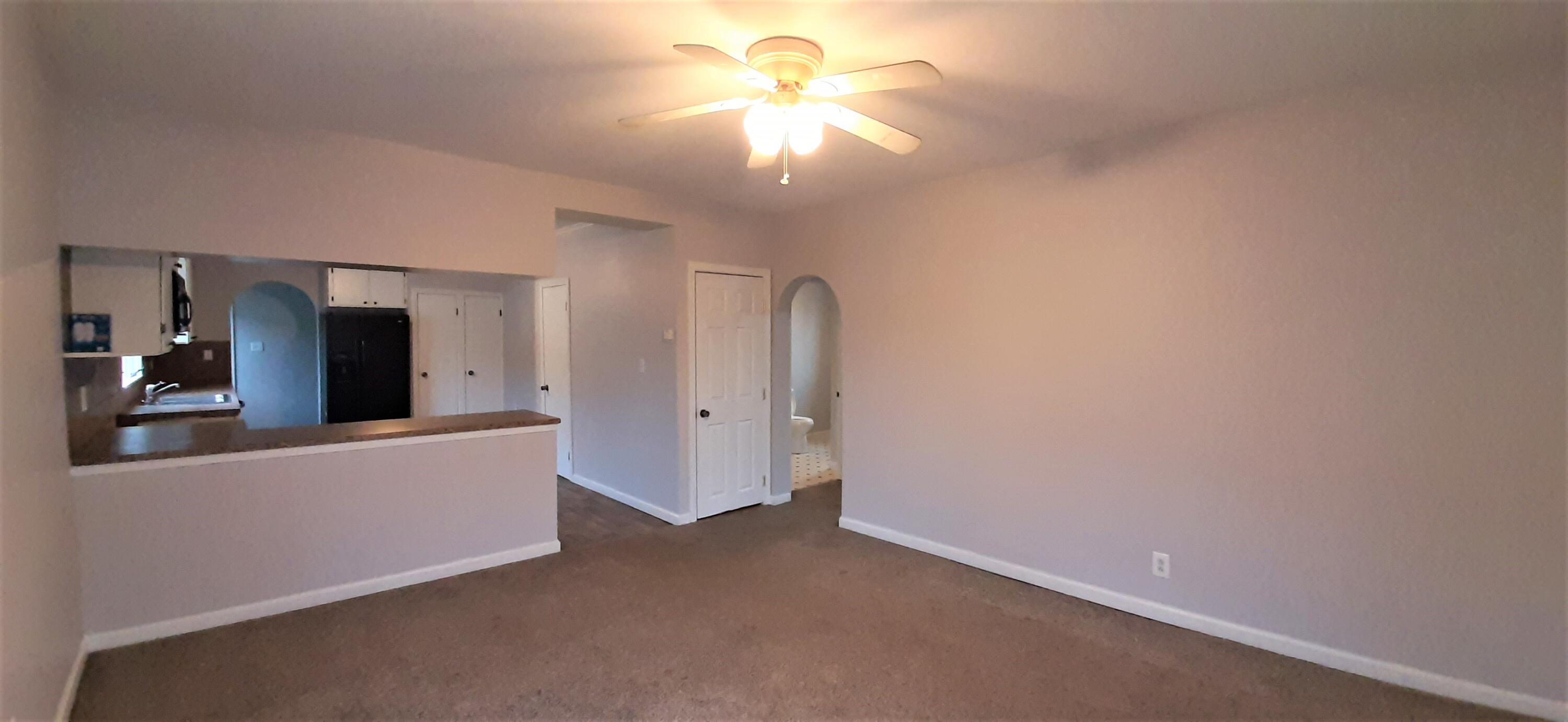 11 Rochelle Street Auburn, ME 04210 - Photo 4 of 16 Livingroom pic 2