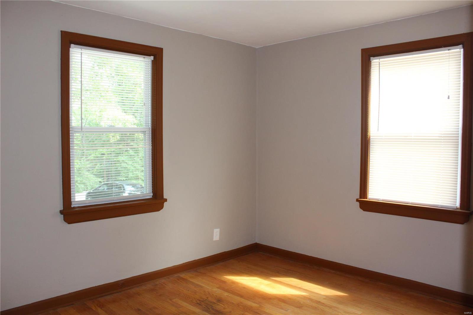 10415 Big Bend Road St. Louis, MO 63122 - Photo 12 of 19 Gallery Image 12