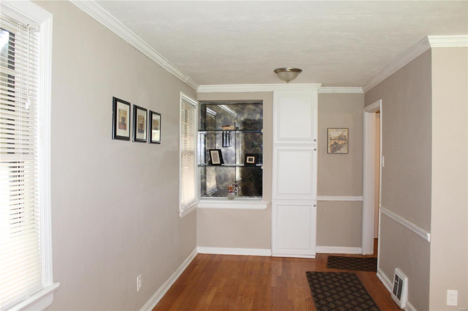 10415 Big Bend Road St. Louis, MO 63122 - Photo 7 of 19 Gallery Image 7