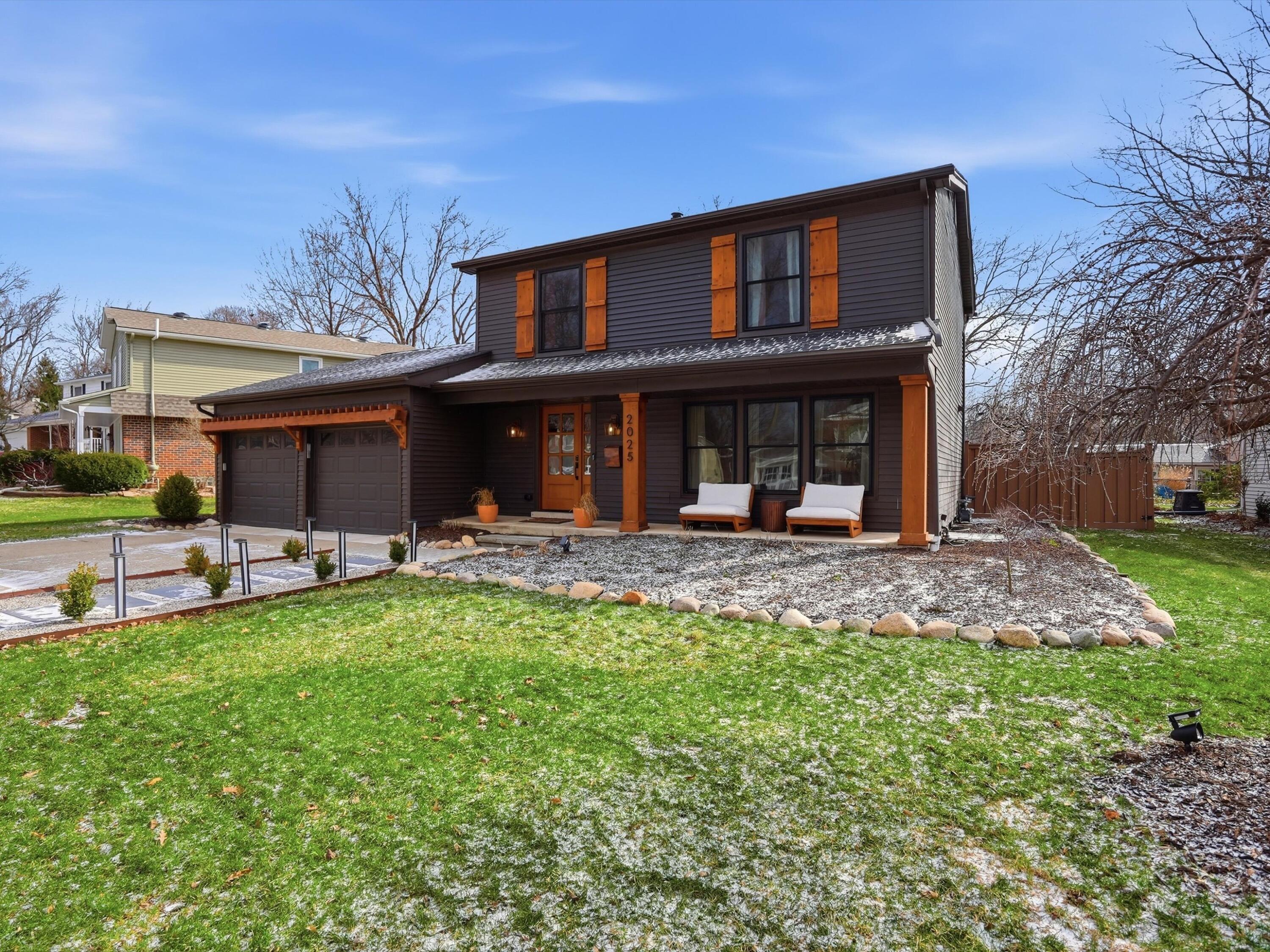 2025 Rugby Court Ann Arbor, MI 48103 - Photo 2 of 91 03-DSC06589