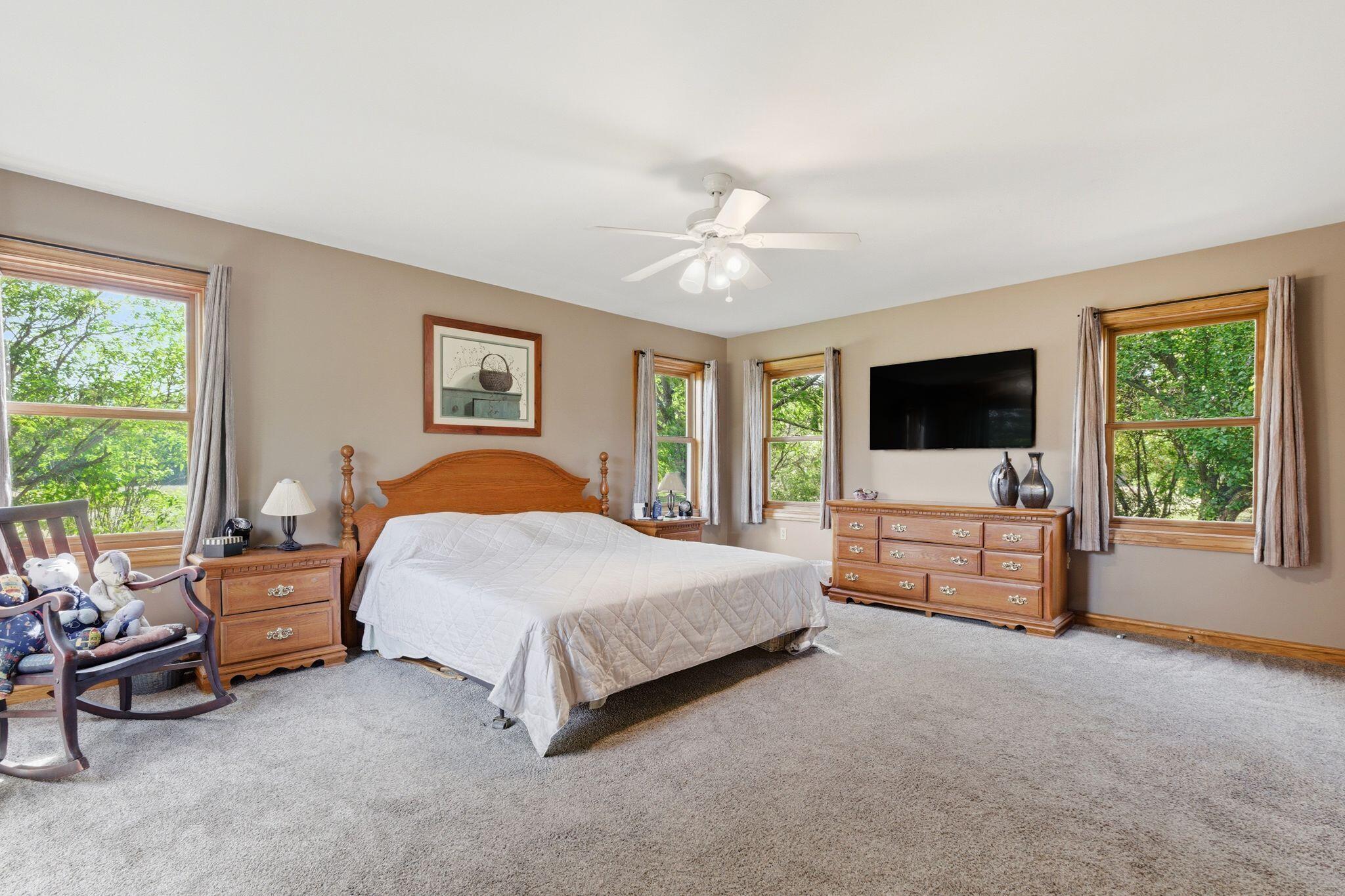 W350S1951 Waterville Road Ottawa, WI 53066 - Photo 24 of 60 Master Bedroom