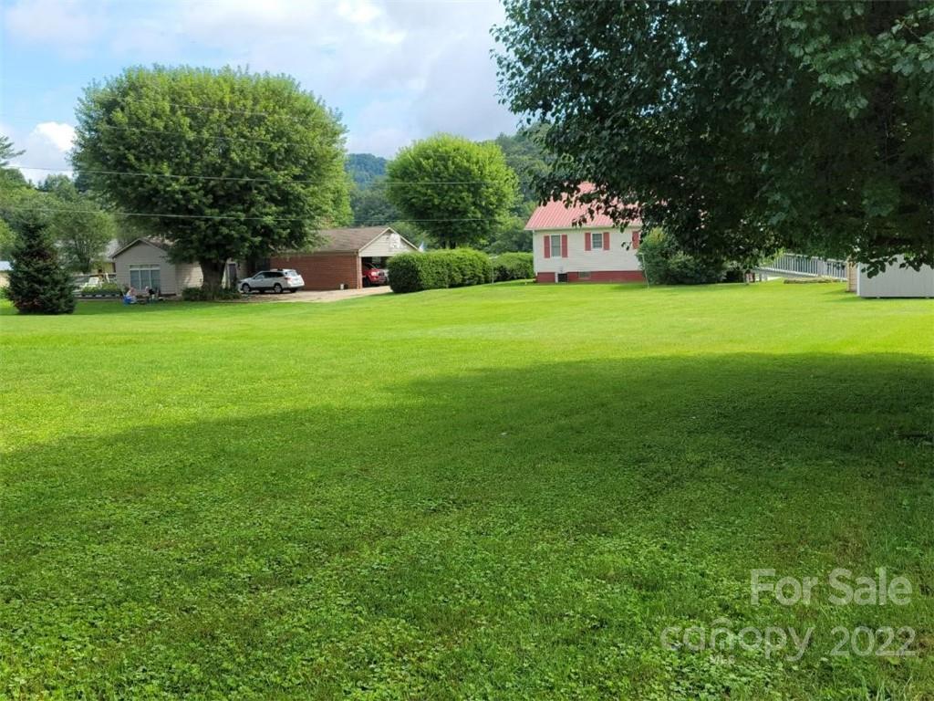 100 Hicks Road Burnsville, NC 28714 - Photo 13 of 42 Gallery Image 13