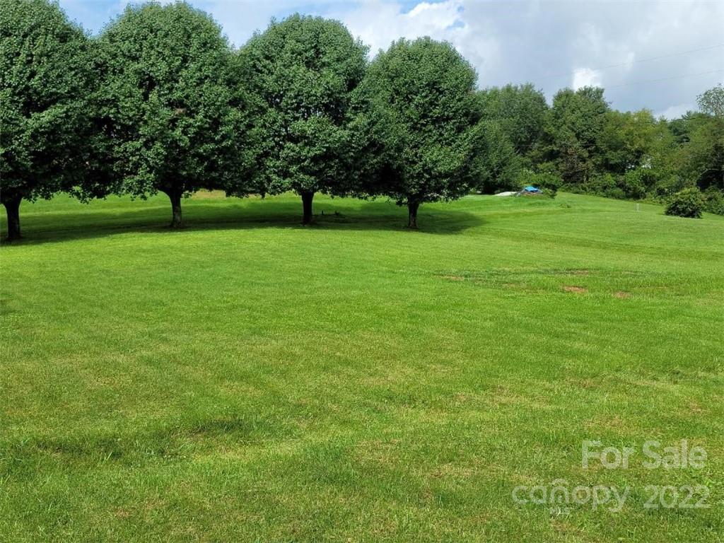 100 Hicks Road Burnsville, NC 28714 - Photo 14 of 42 Gallery Image 14