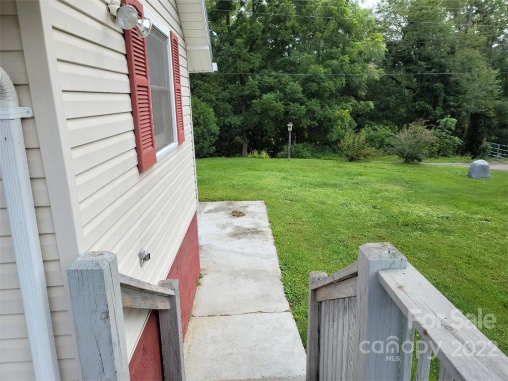 100 Hicks Road Burnsville, NC 28714 - Photo 19 of 42 Gallery Image 19
