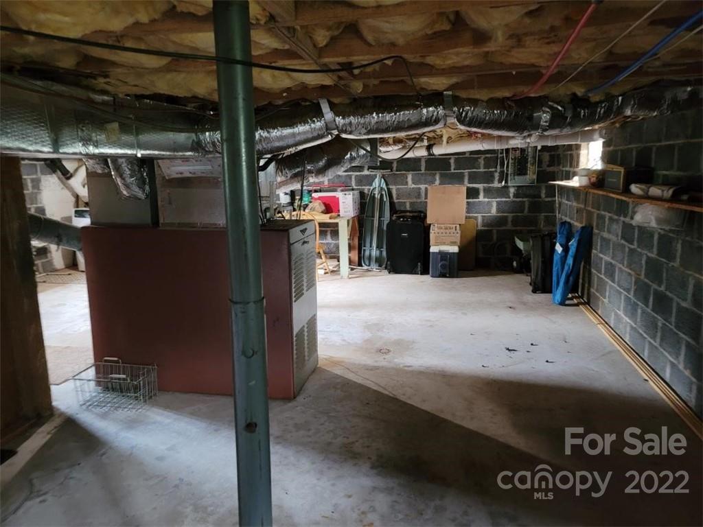 100 Hicks Road Burnsville, NC 28714 - Photo 25 of 42 Gallery Image 25