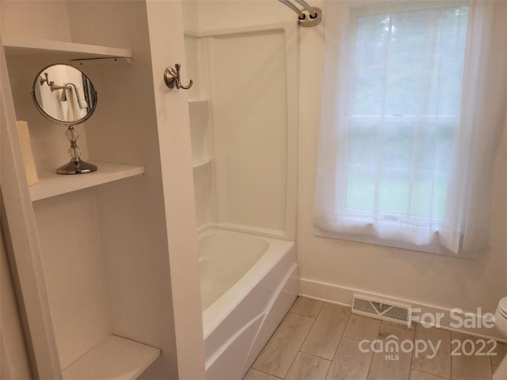 100 Hicks Road Burnsville, NC 28714 - Photo 36 of 42 Gallery Image 36