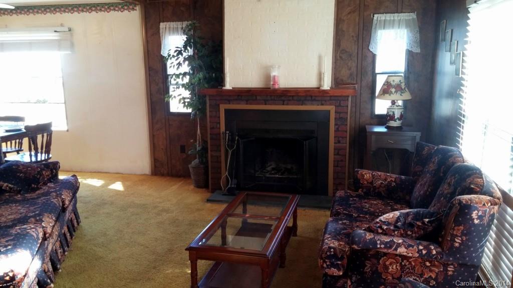 207 Mull Road Lincolnton, NC 28092 - Photo 2 of 17 Gallery Image 2