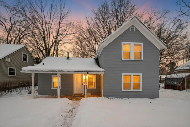 $127,500 | 1238 Broadway, Benton Harbor, MI 49022