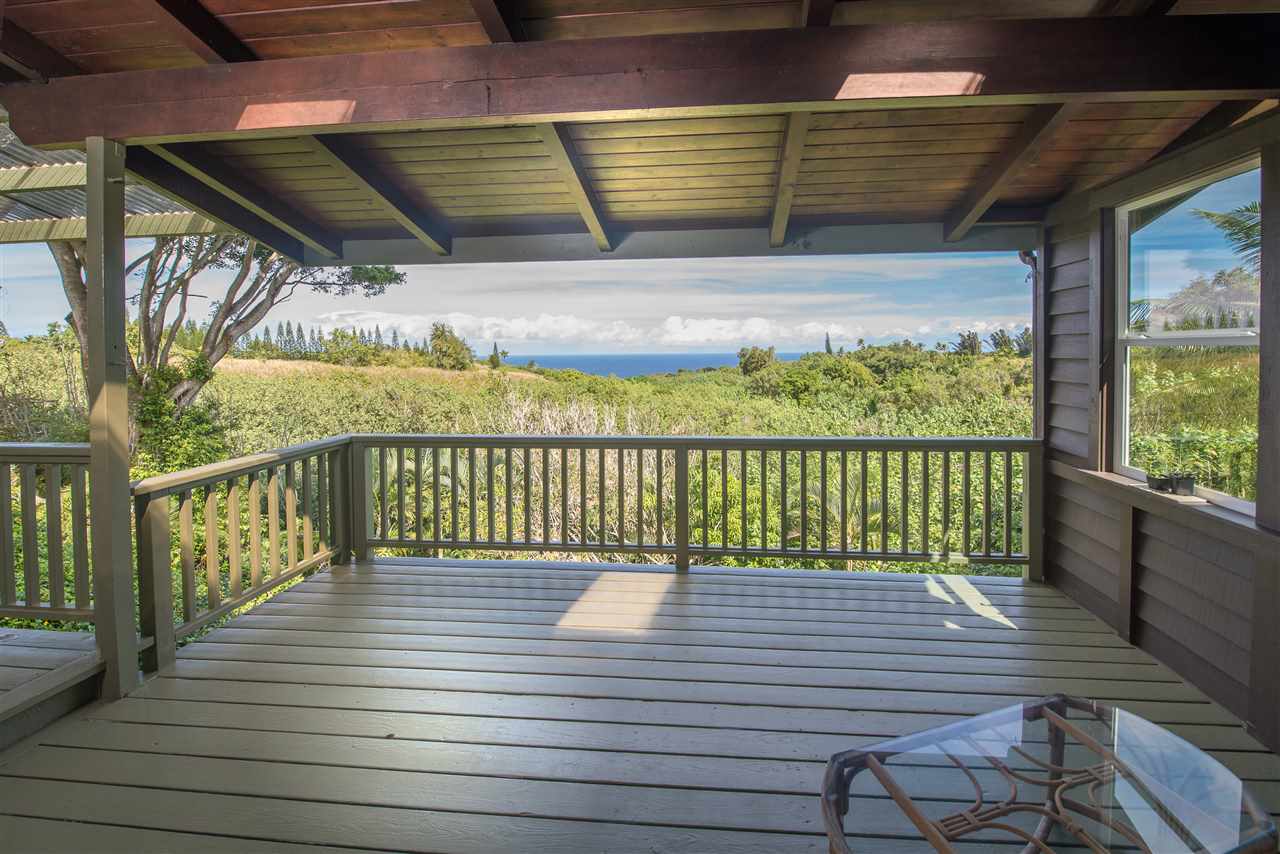 101 West Waipio Road Haiku, HI 96708 - Photo 4 of 30 a view of deck with furniture