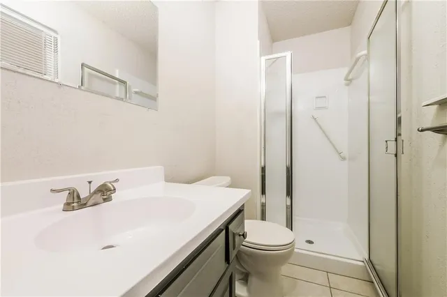 $2,755 | 7916 Bradshaw Street, Lenexa, KS 66215