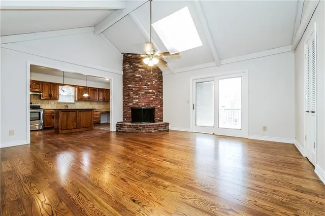 $2,755 | 7916 Bradshaw Street, Lenexa, KS 66215