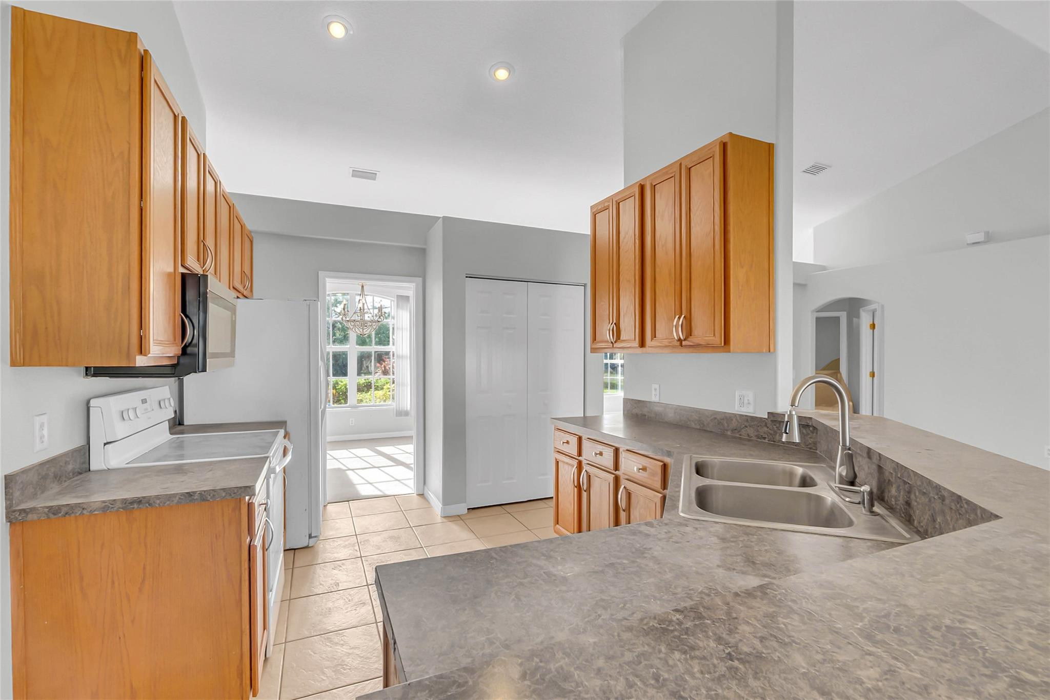 1461 Goyer Road Southeast Palm Bay, FL 32909 - Photo 10 of 29 Photo 10