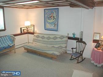 725 Valley Road Phoenixville, PA 19460 - Photo 5 of 6 Family Room
