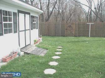 725 Valley Road Phoenixville, PA 19460 - Photo 6 of 6 Exterior Back